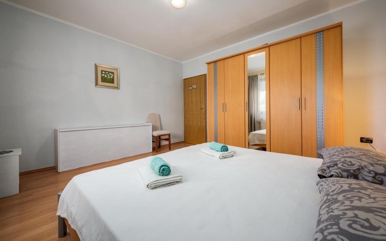 Iva House With Apartment Umag Kültér fotó