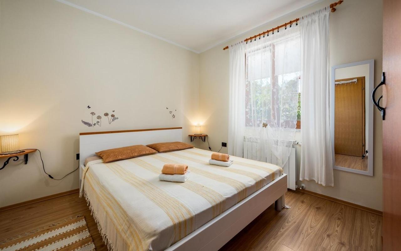 Iva House With Apartment Umag Kültér fotó