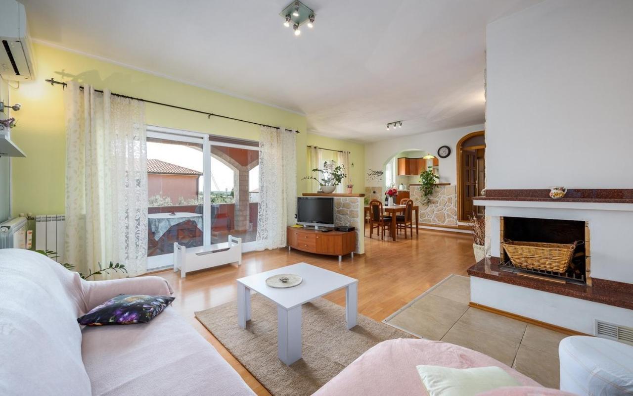 Iva House With Apartment Umag Kültér fotó